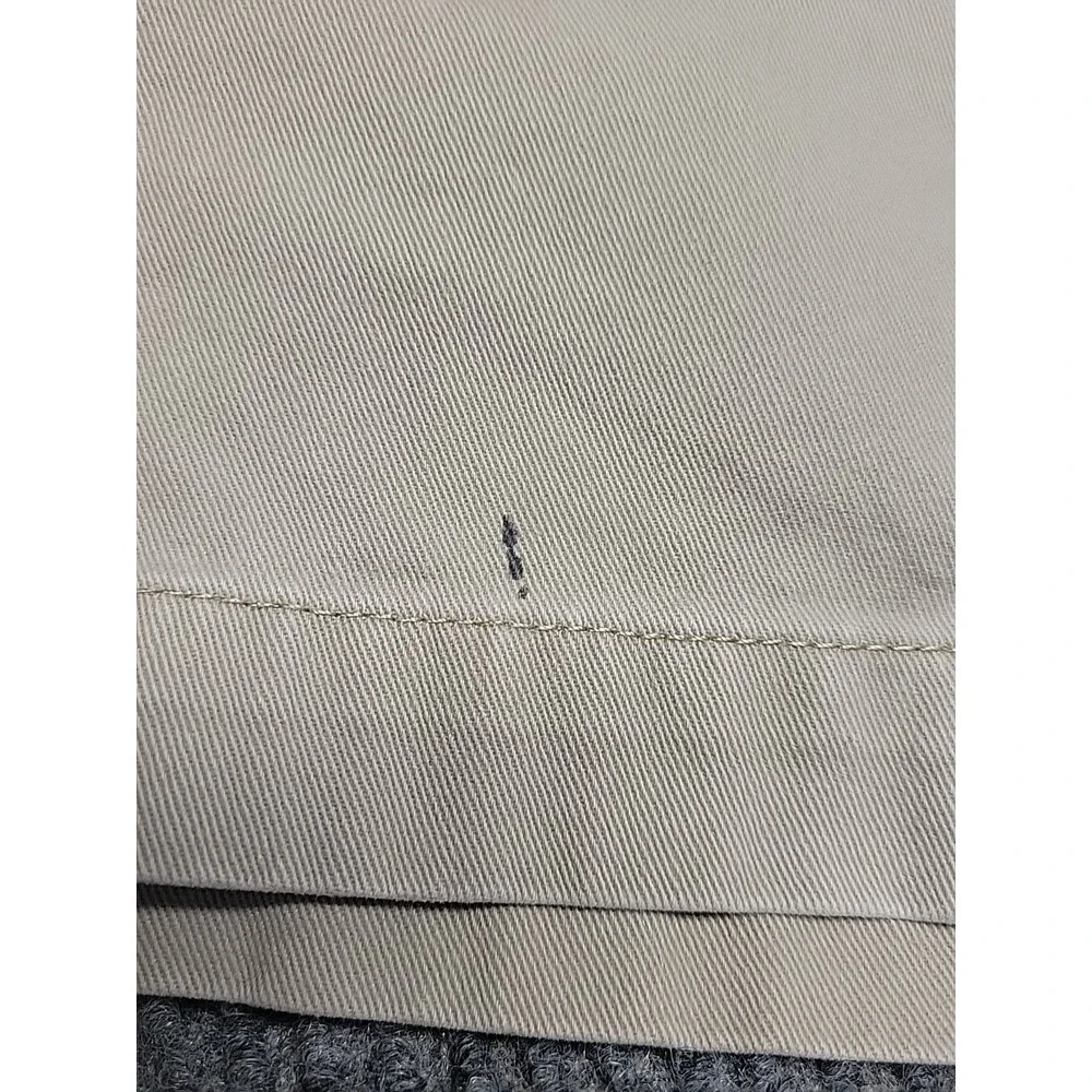 Chaps Mens Khaki Chino Shorts Size 40 Tan Cotton Flat Front Casual 9 Inch Inseam